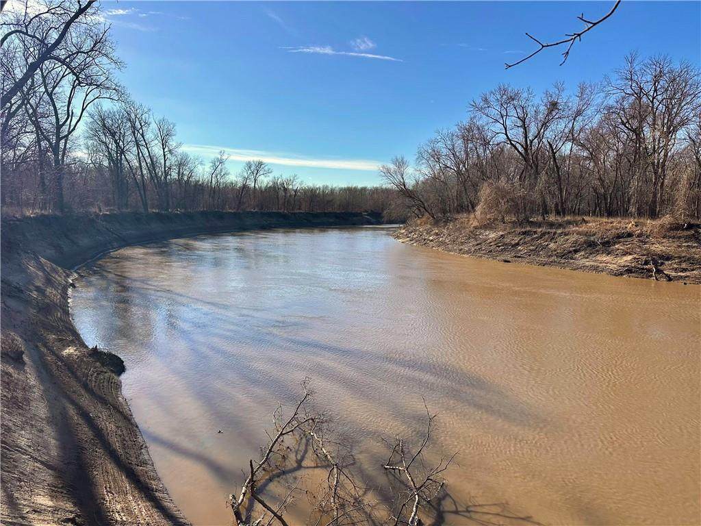 000 Old River Road - Photo 1