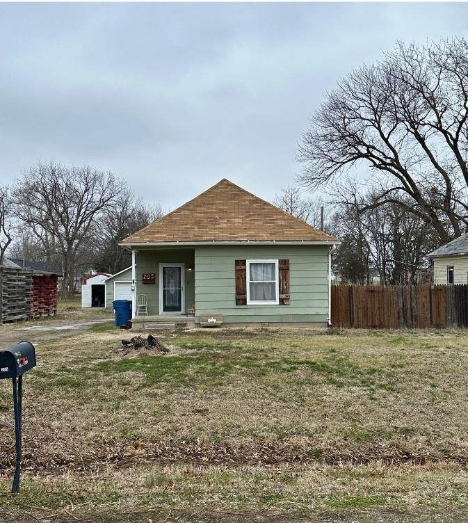 205 Maple Street - Photo 1