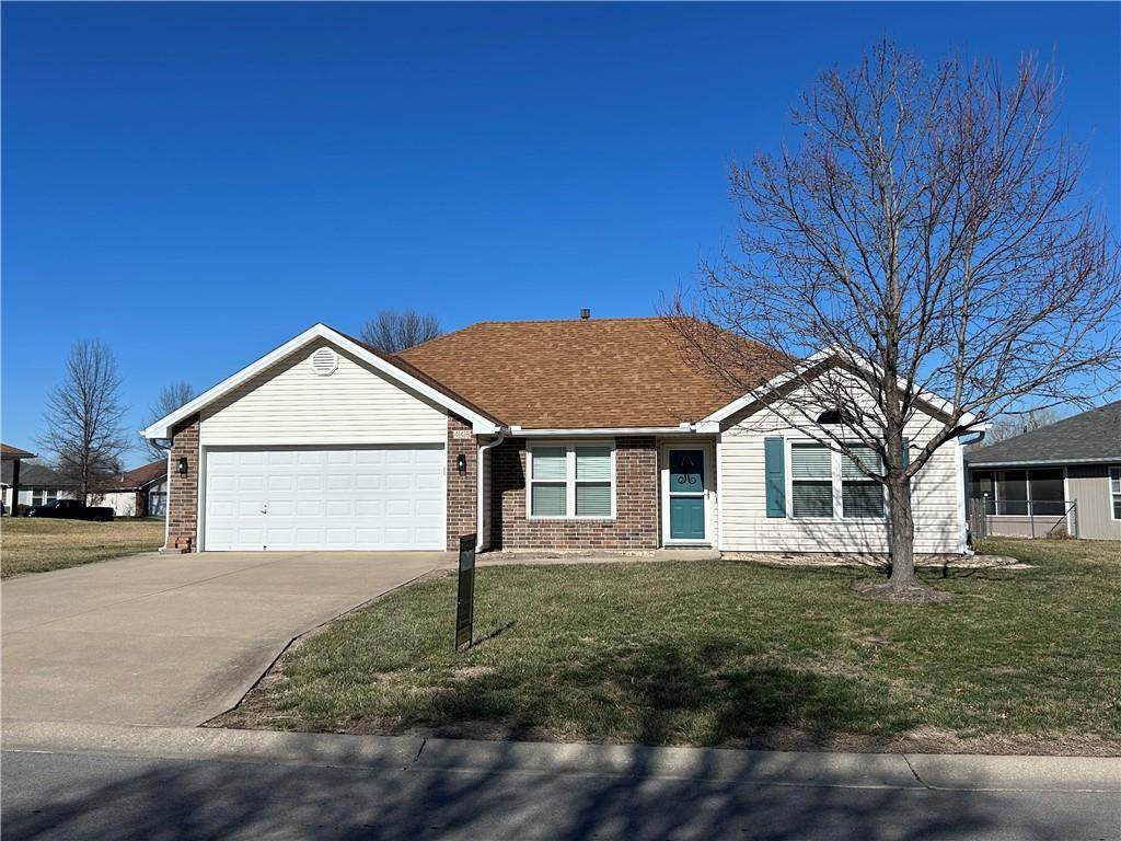 448 Laura Lane - Photo 1