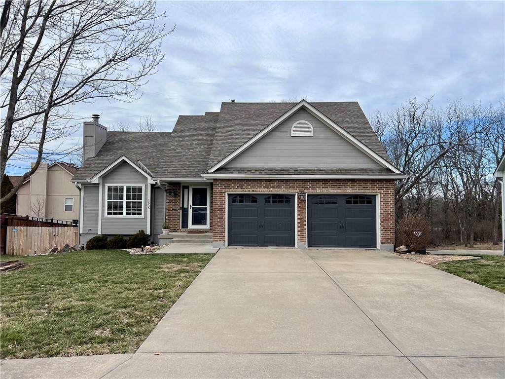 1616 Bluff Street - Photo 1