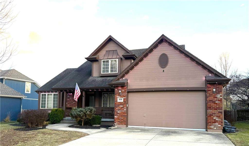 1009 Burr Oak Lane - Photo 1