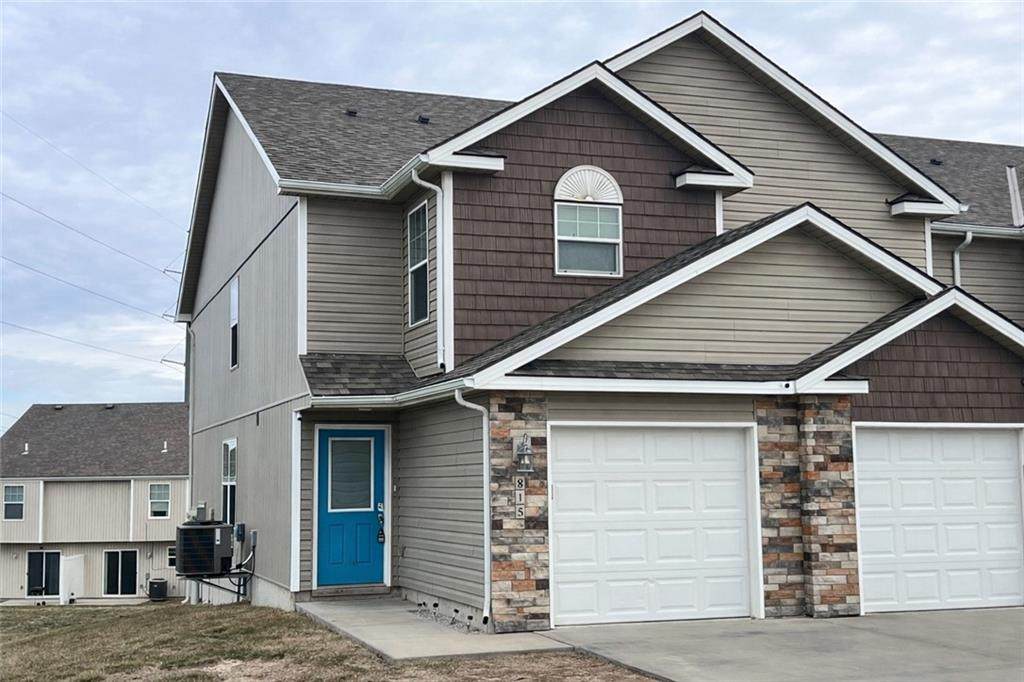 815 Raven Court - Photo 1