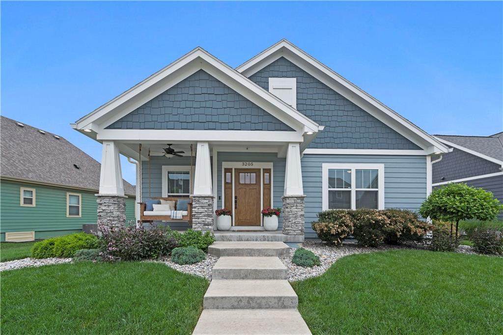 3205 Mary Street - Photo 1