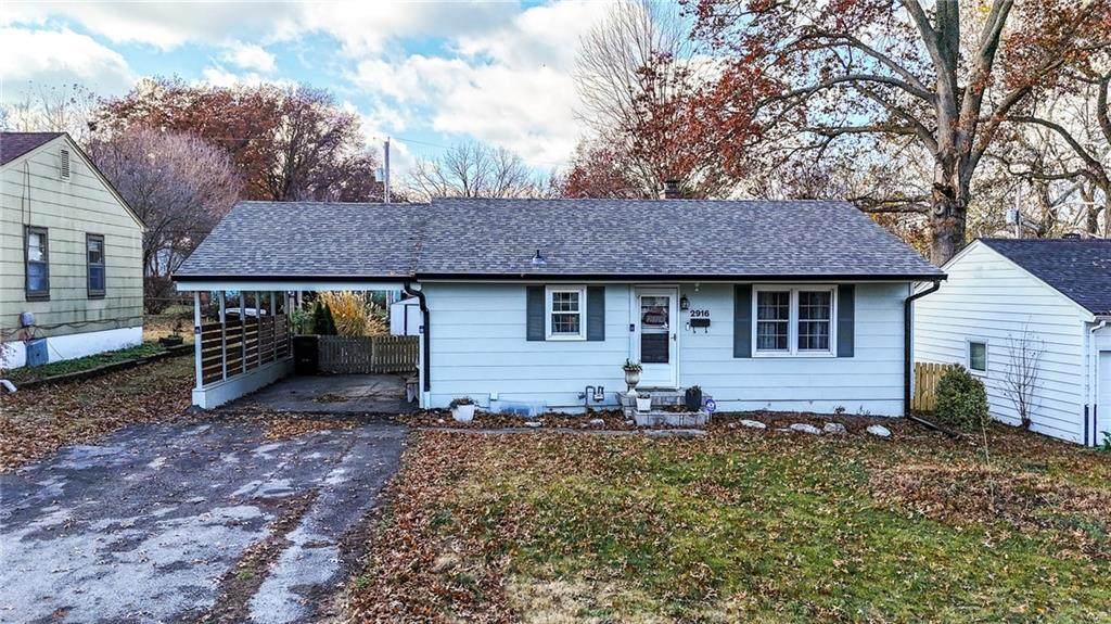 2916 Northern Boulevard - Photo 1