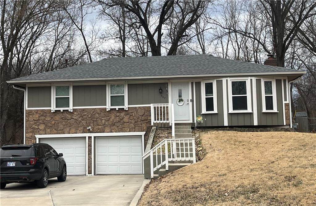 907 Josela Court - Photo 1