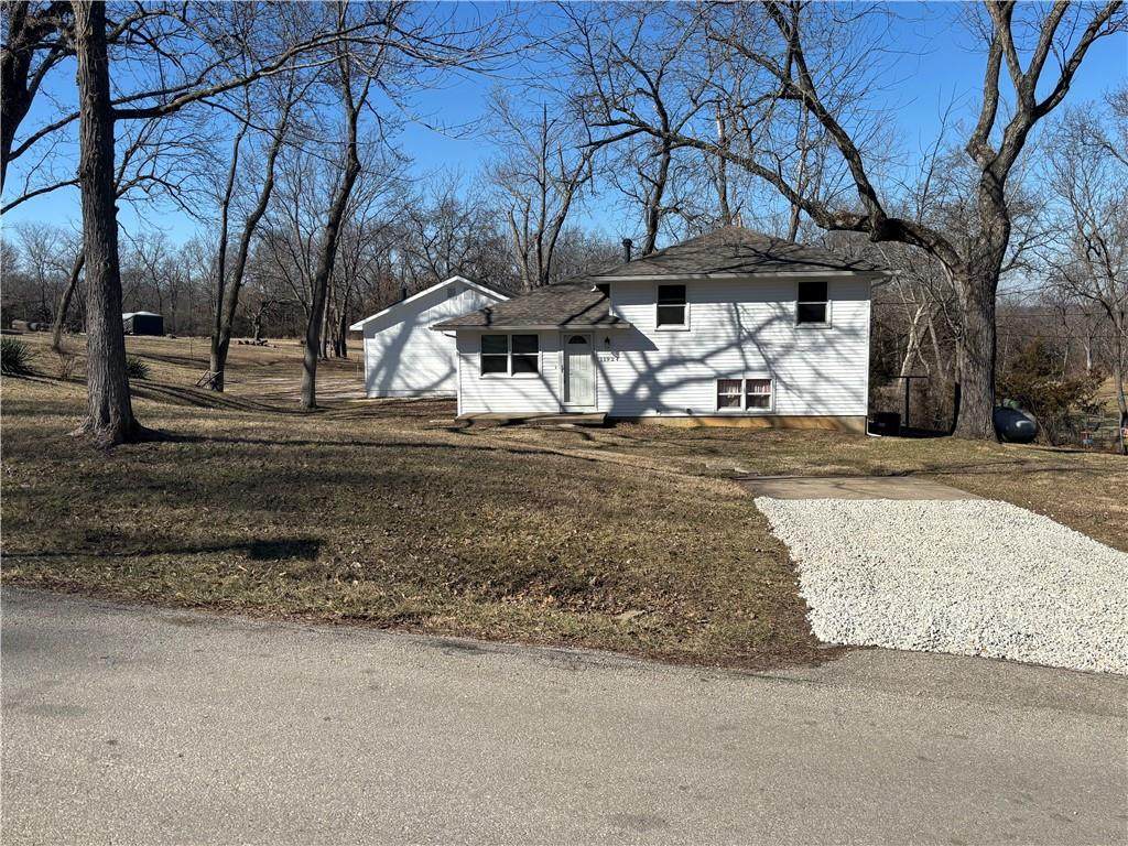11924 Merritt Road - Photo 1