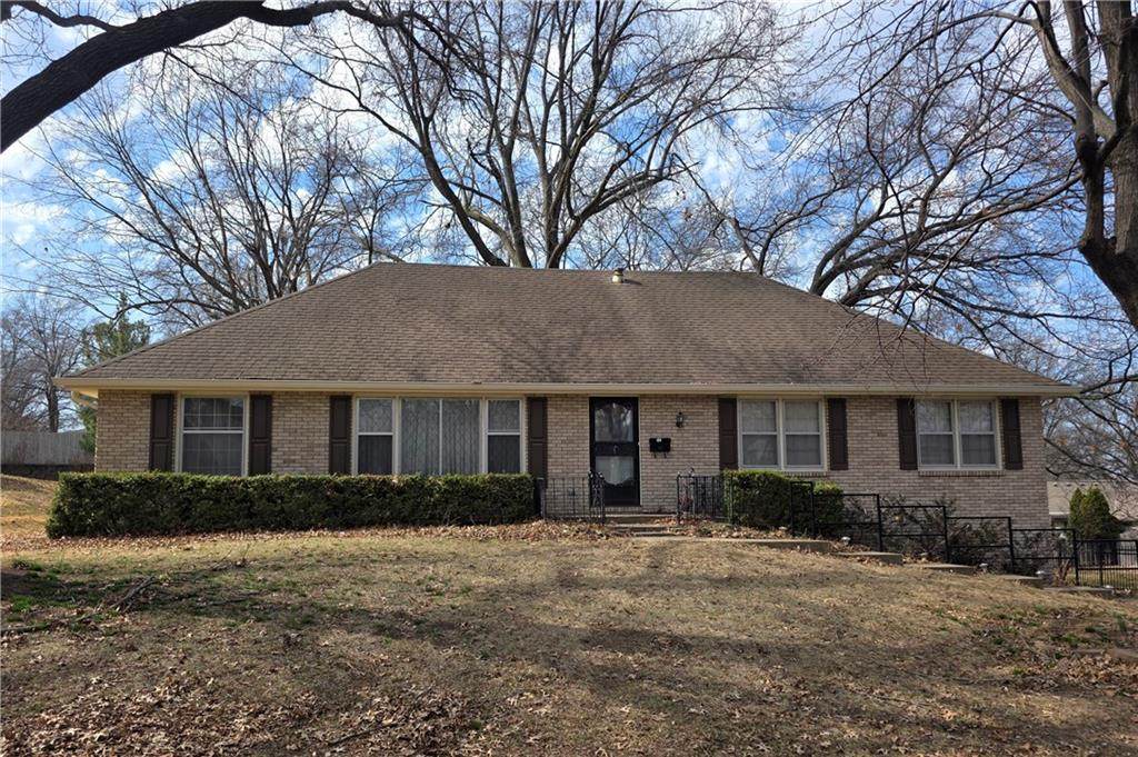 3600 Delaware Avenue - Photo 1