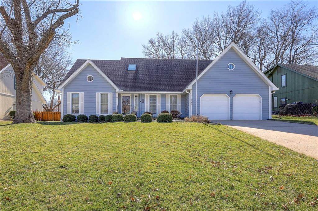 1941 Frontier Lane - Photo 1