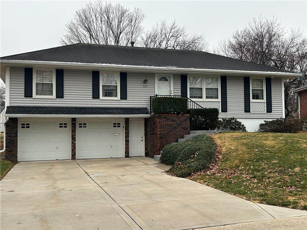 16017 37th Street - Photo 1