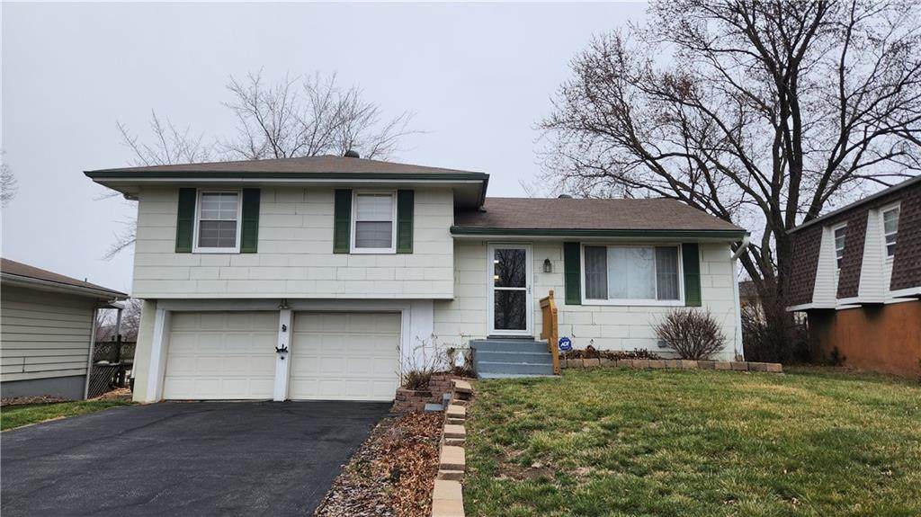 1204 65th Terrace - Photo 1