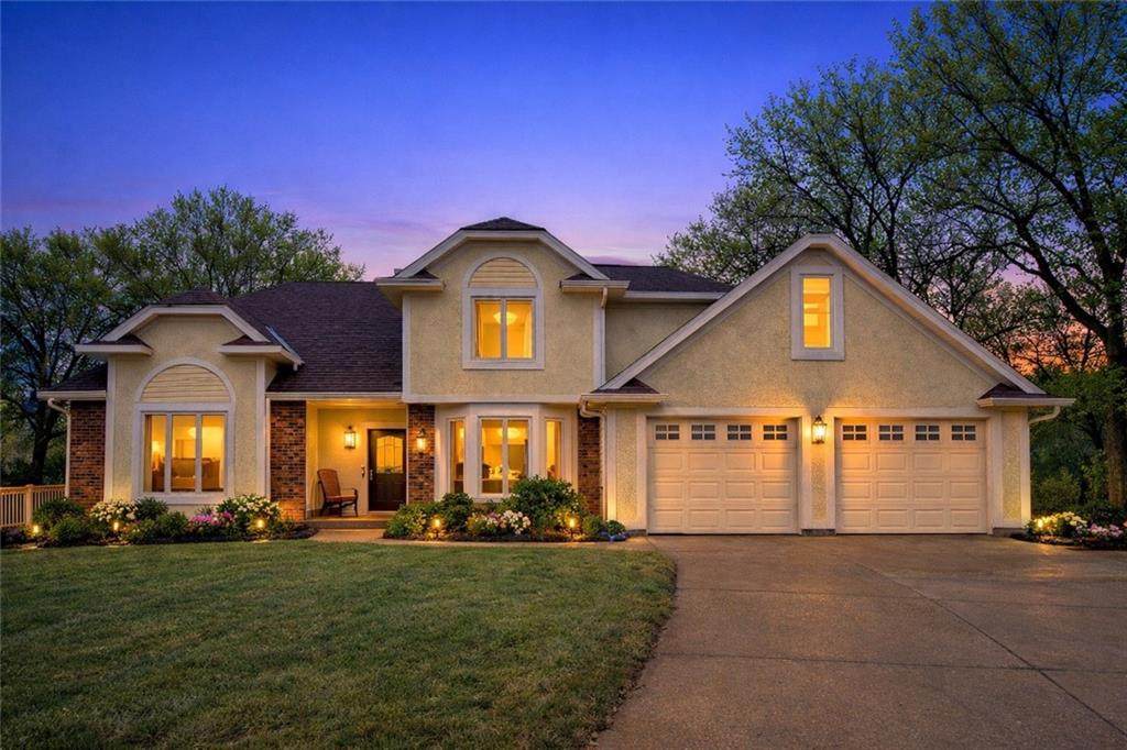 9805 73rd Terrace - Photo 1