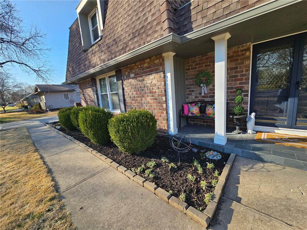 200 114th Street - Photo 1