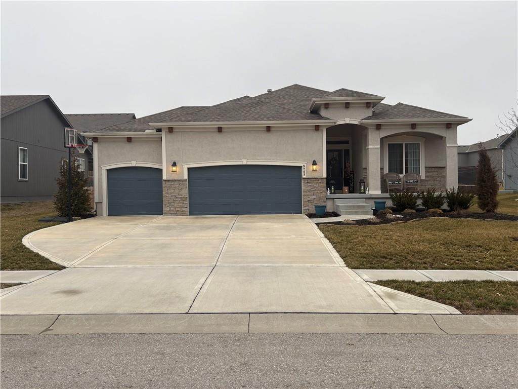 9208 110th Terrace - Photo 1