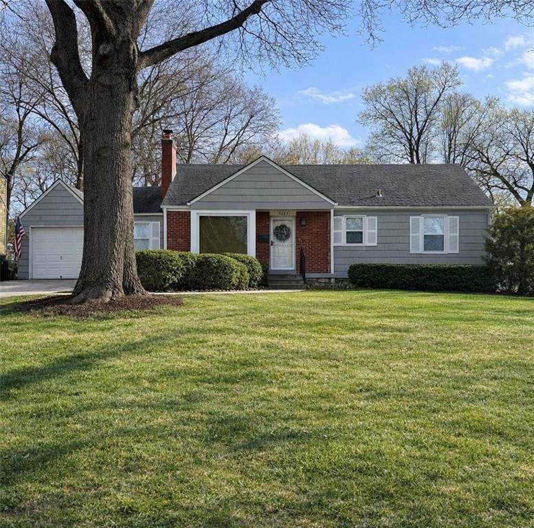 5123 Clark Drive - Photo 1