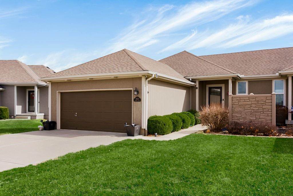 14111 Amanda Lane - Photo 1