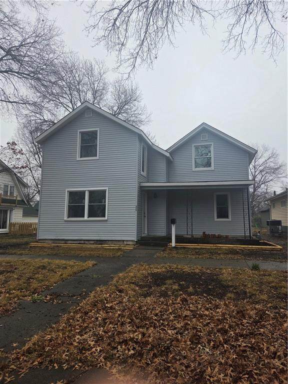 325 Elm Street - Photo 1