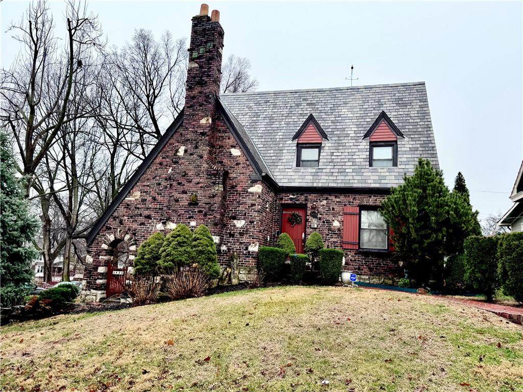 3921 Sunrise Drive - Photo 1