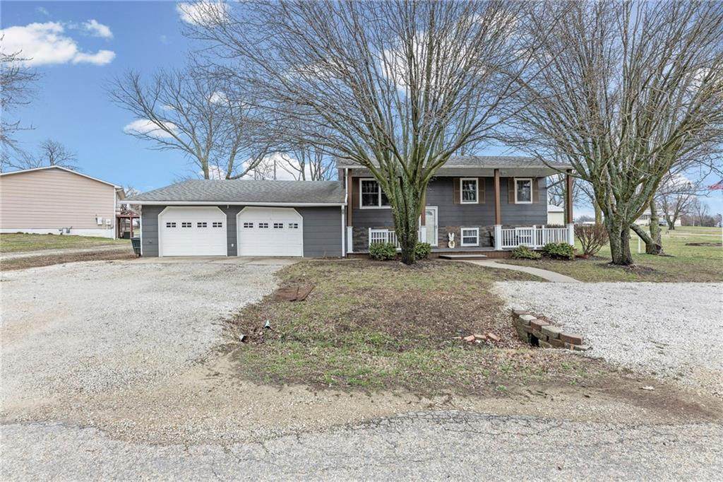 213 Beech Street - Photo 1