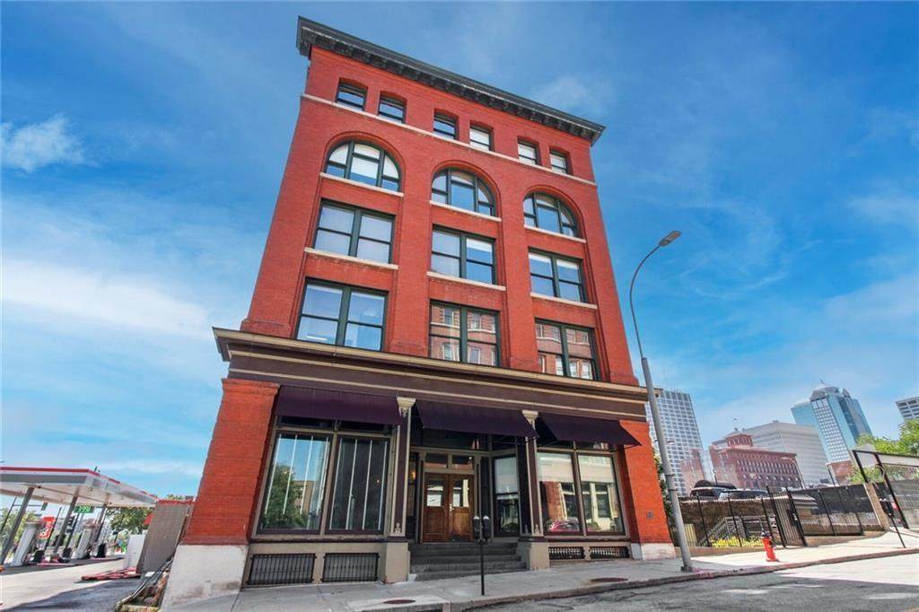 609 Central Street - Photo 1