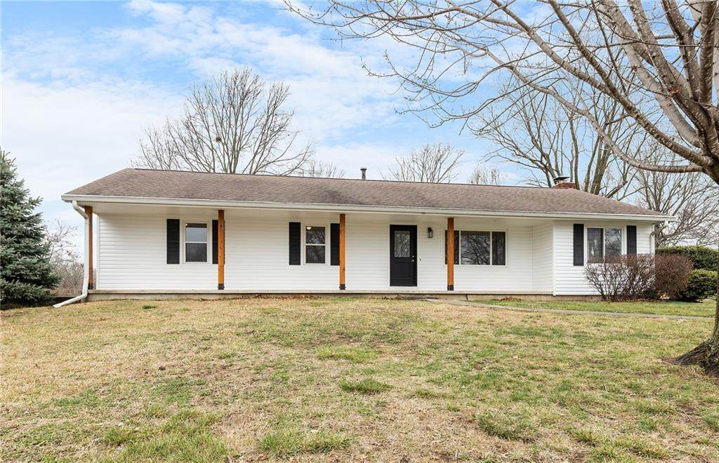 302 Knoll Drive - Photo 1