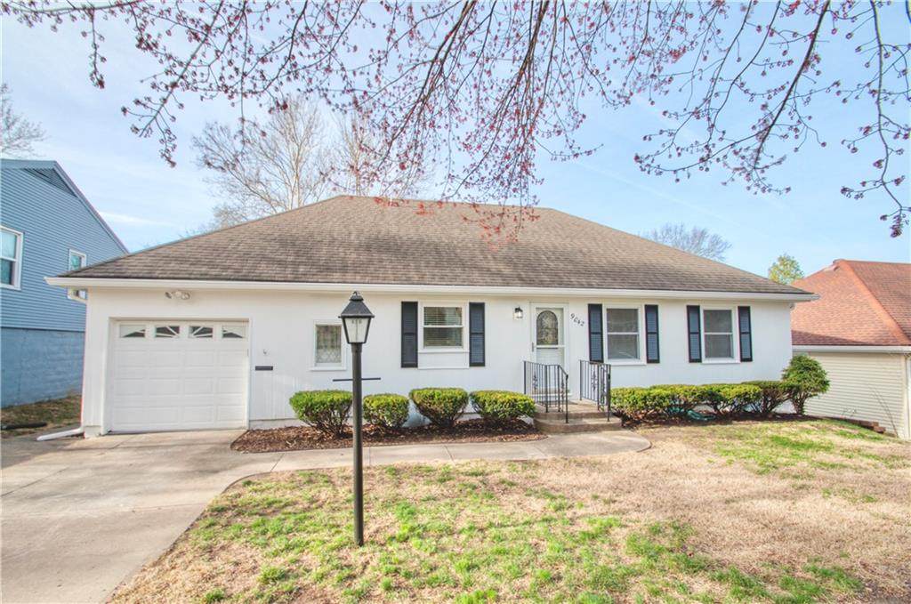 9042 Holly Street - Photo 1