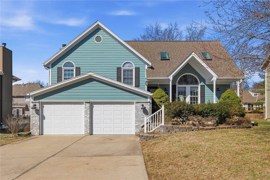 4070 Camelot Drive - Photo 1