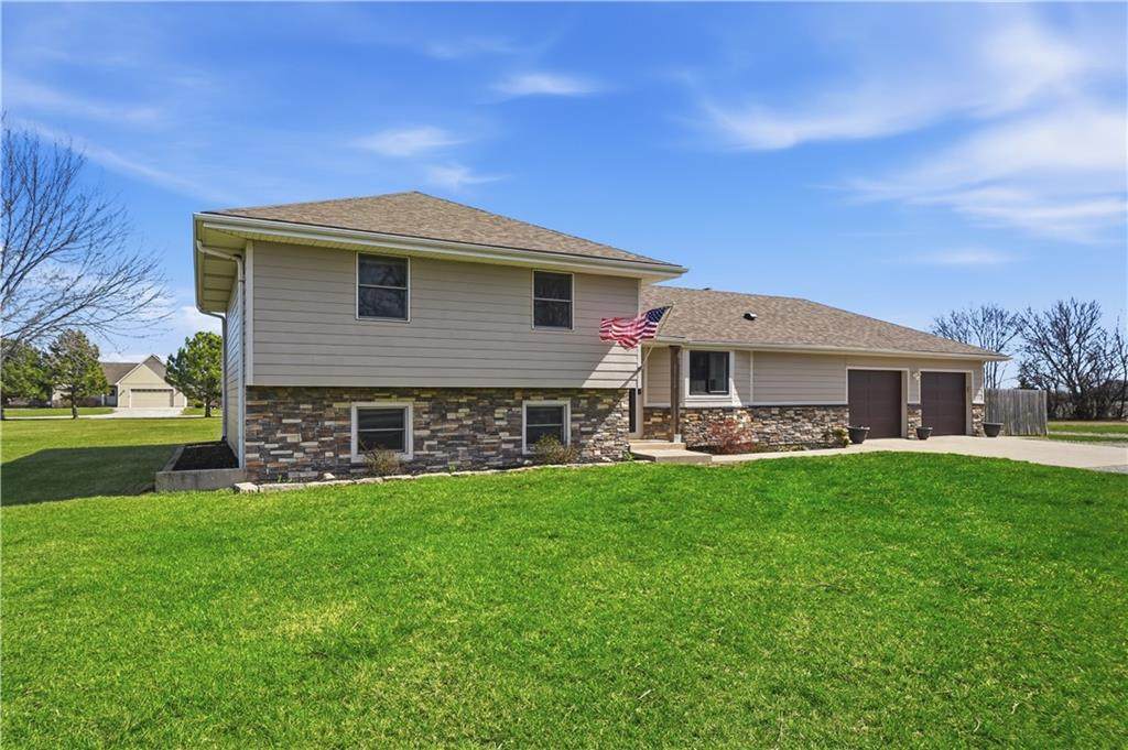 17685 Edgerton Road - Photo 1