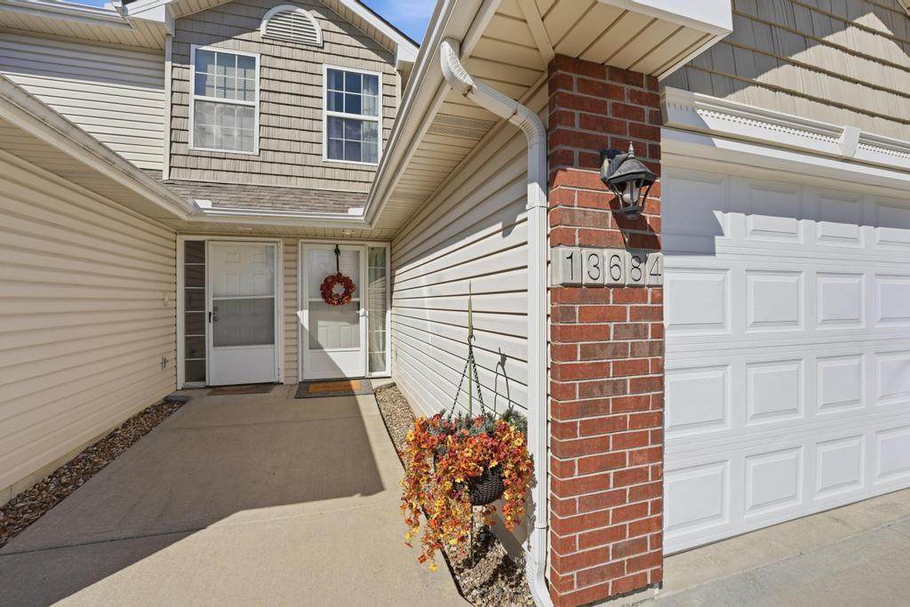 13684 Oak Valley Drive - Photo 1
