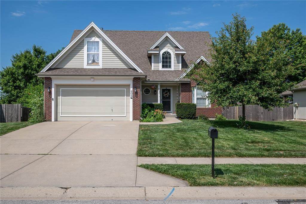 606 Briar Lane - Photo 1