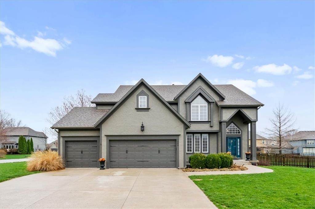 5800 Sapphire Circle - Photo 1