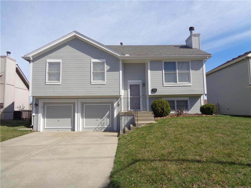8612 111TH Street - Photo 1