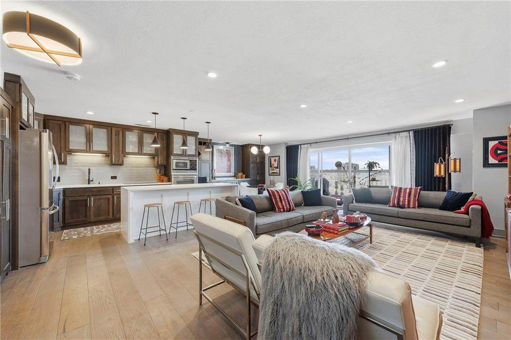 221 48th Street - Photo 1