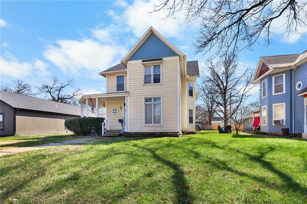 715 Main Street - Photo 1