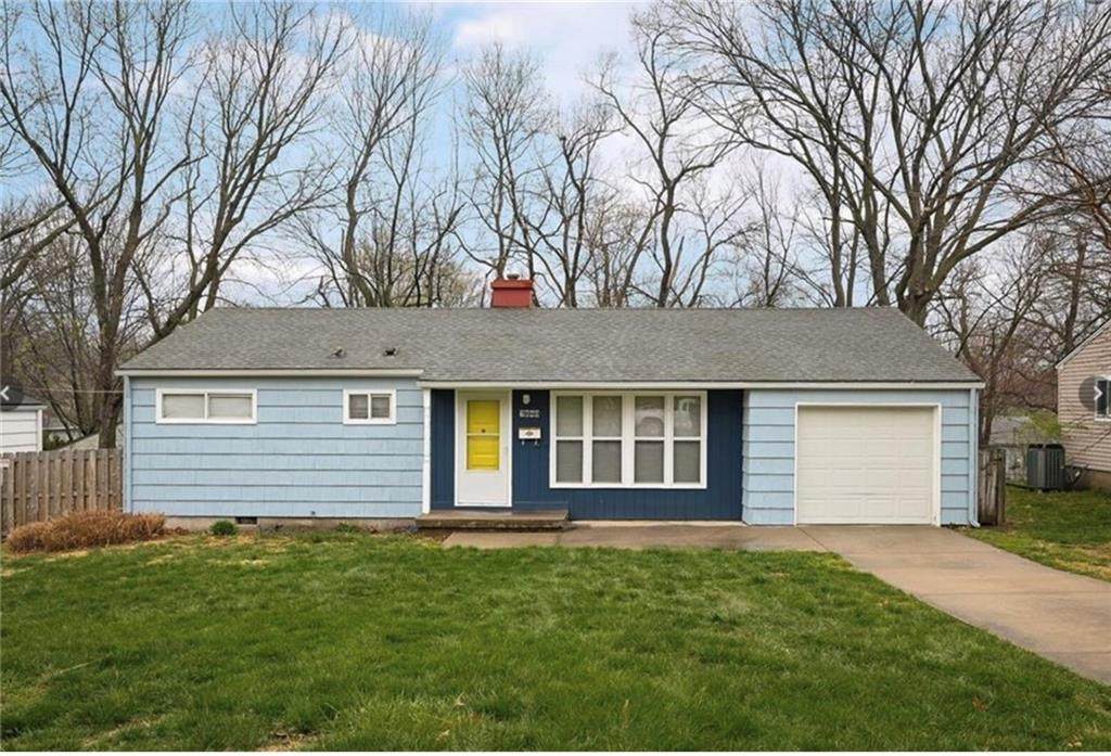 7840 Ash Street - Photo 1