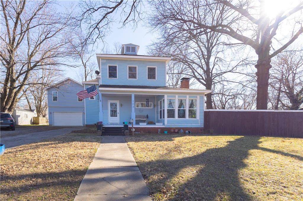703 4th Street - Photo 1