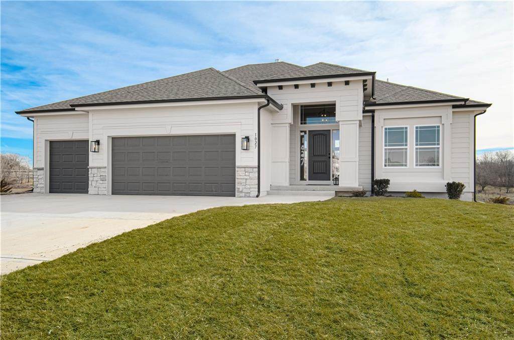 1027 Fir Lane - Photo 1