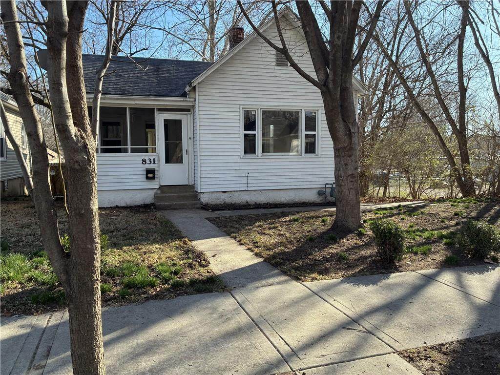 831 Ottawa Street - Photo 1