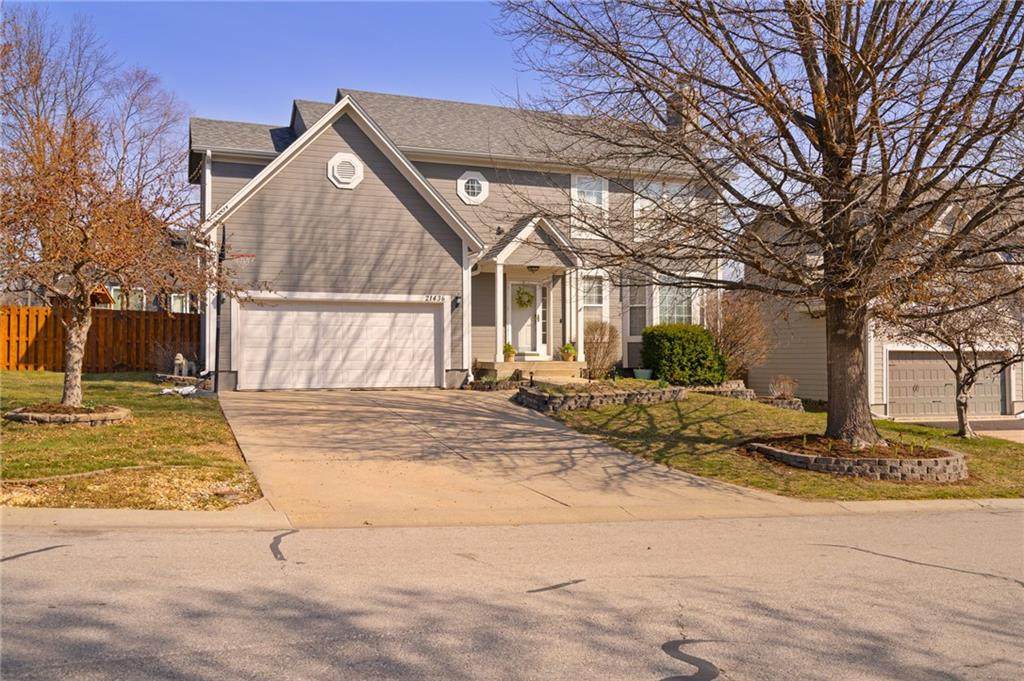 21436 48Th. Street - Photo 1