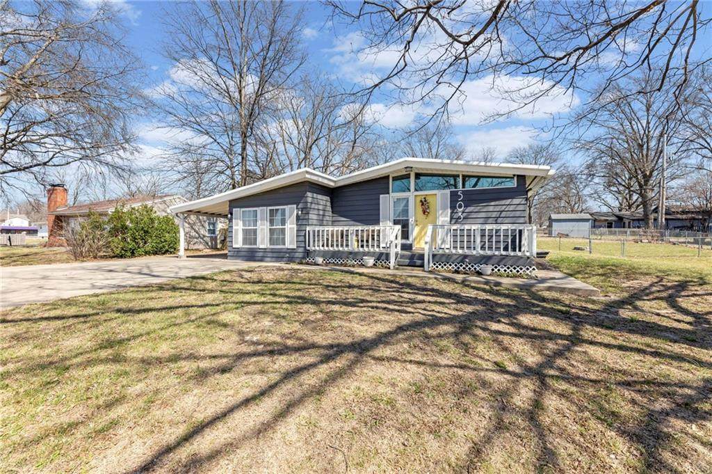 https://bt-photos.global.ssl.fastly.net/heartland/orig_boomver_1_2609348-1.jpg