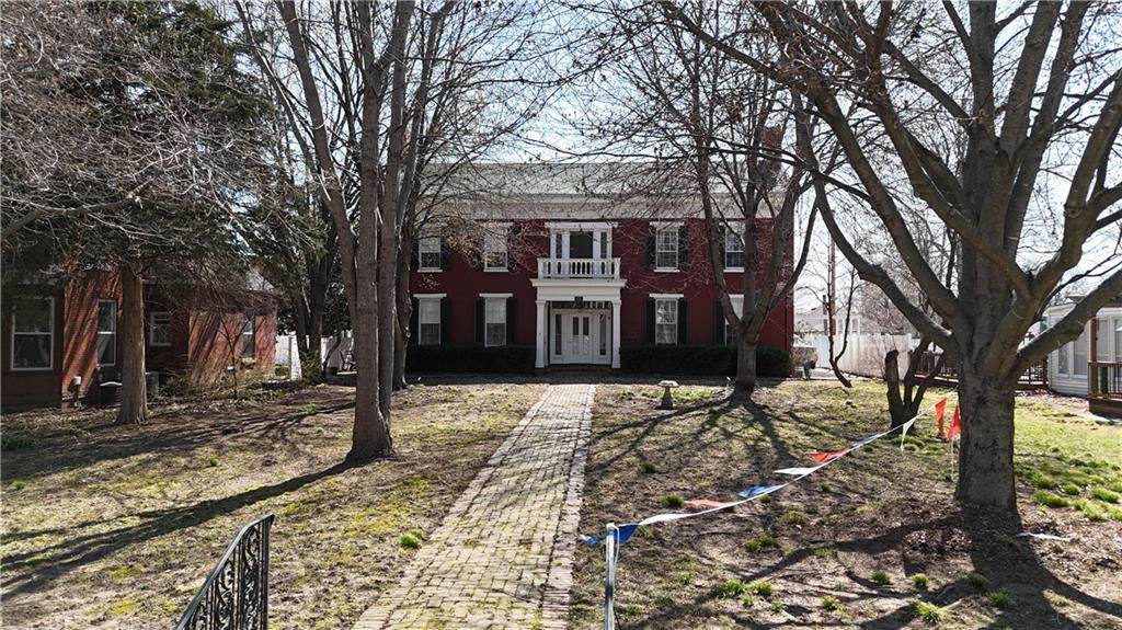1611 South Street - Photo 1
