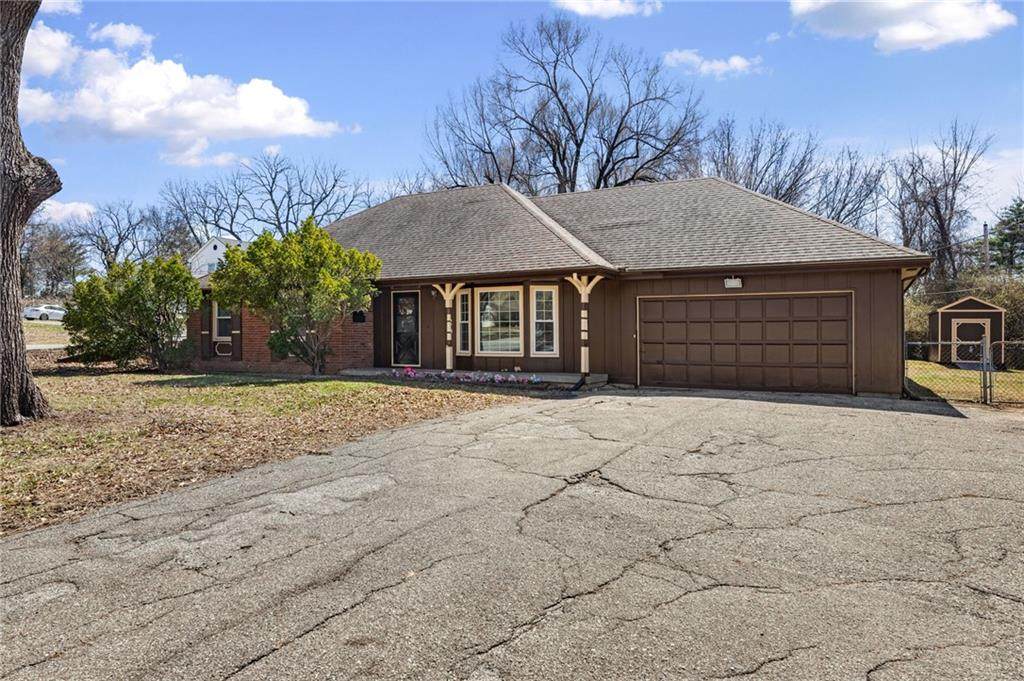 7129 87th Street - Photo 1
