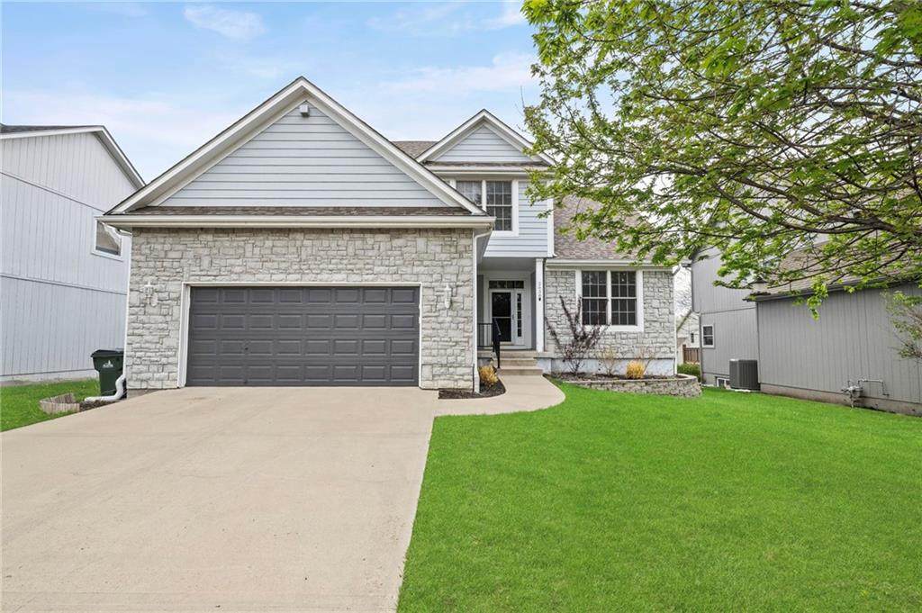2638 Catalpa Street - Photo 1