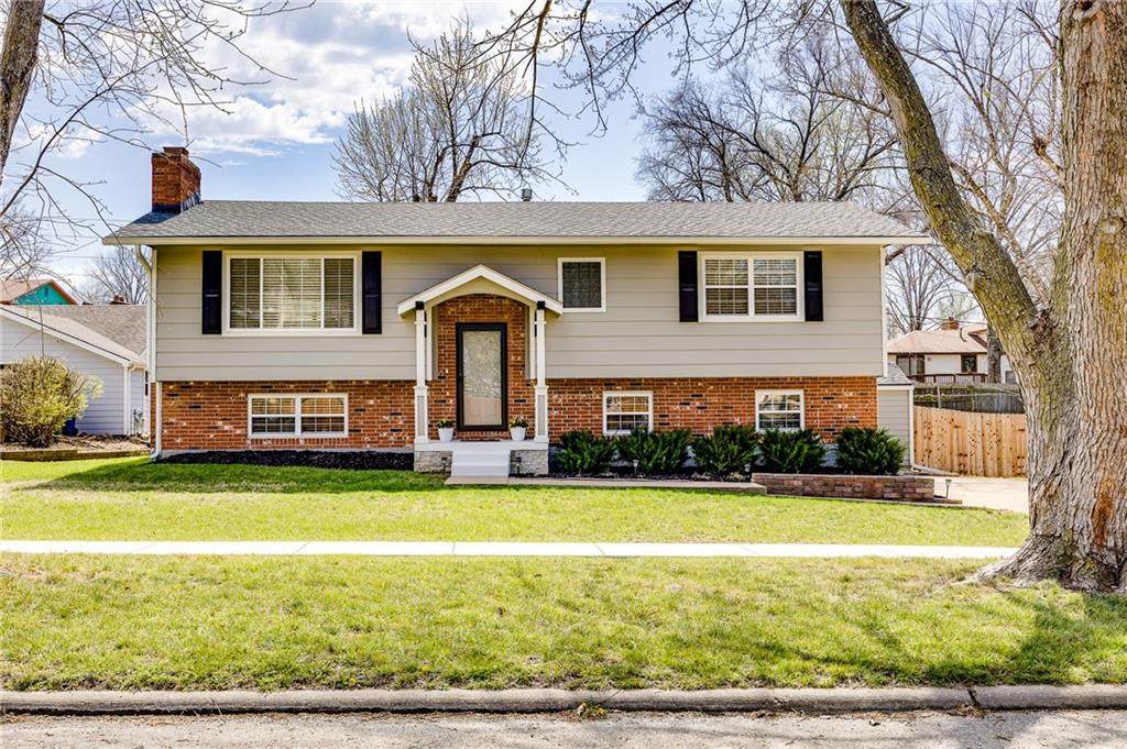 2909 26th Street - Photo 1