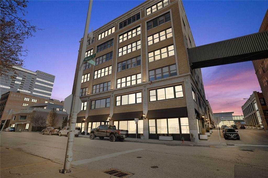 1535 Walnut Street - Photo 1