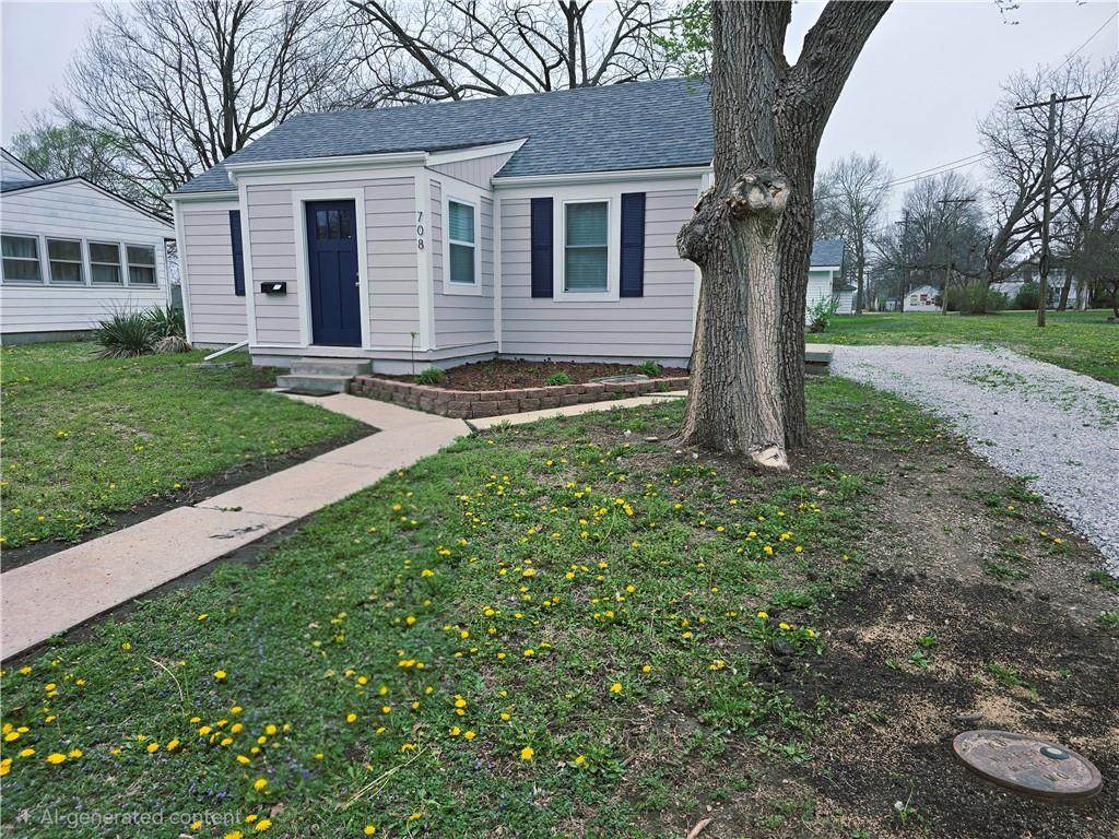708 Pine Street - Photo 1