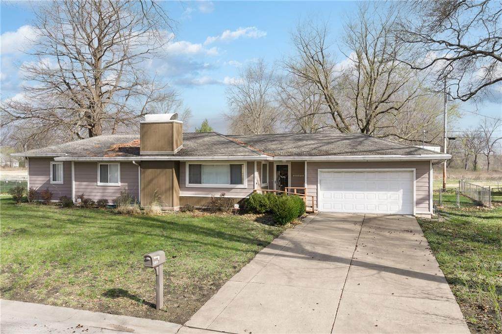 139 Woodland Road - Photo 1