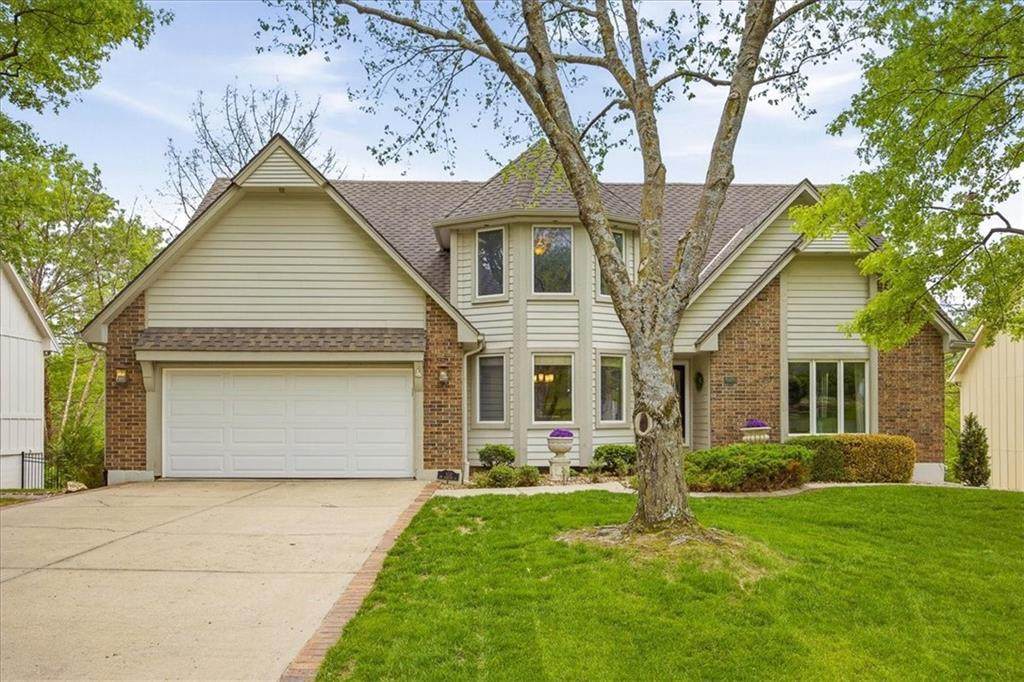 920 High Point Drive - Photo 1