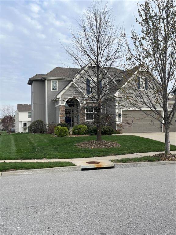 8100 103rd Street - Photo 1