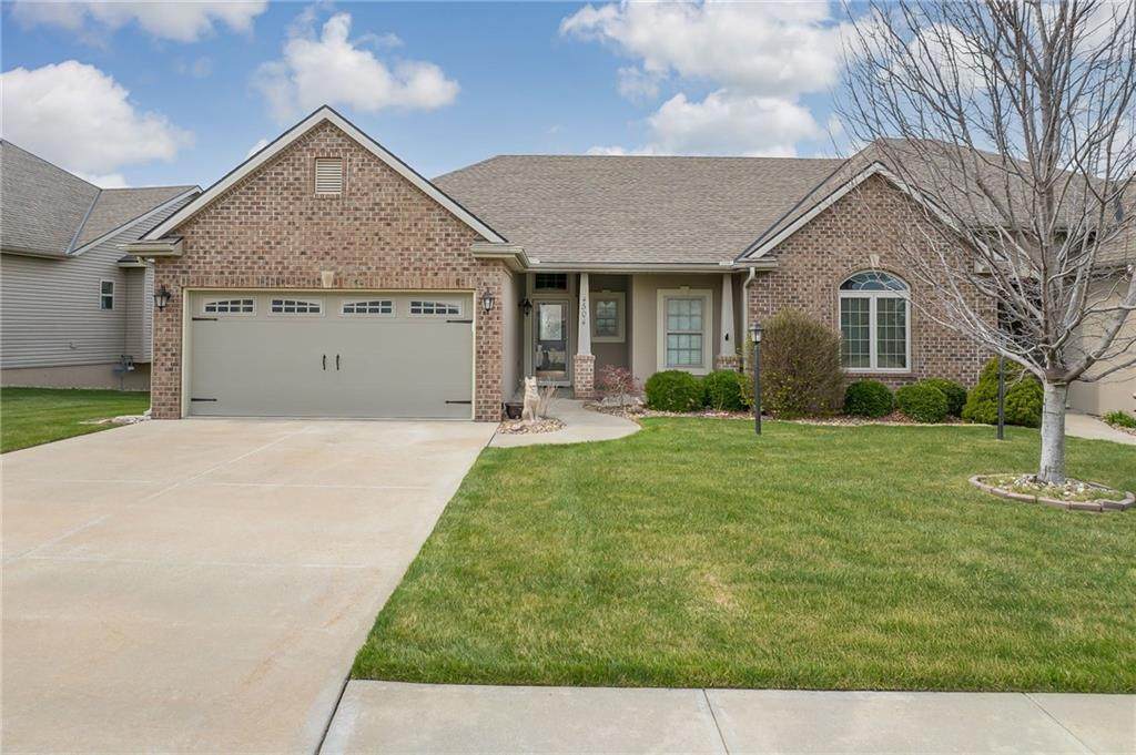 4504 Stonebridge Drive - Photo 1