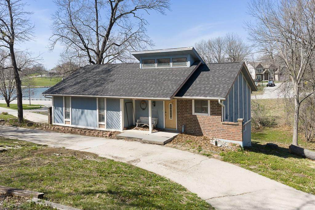 12374 Pinehurst Drive - Photo 1
